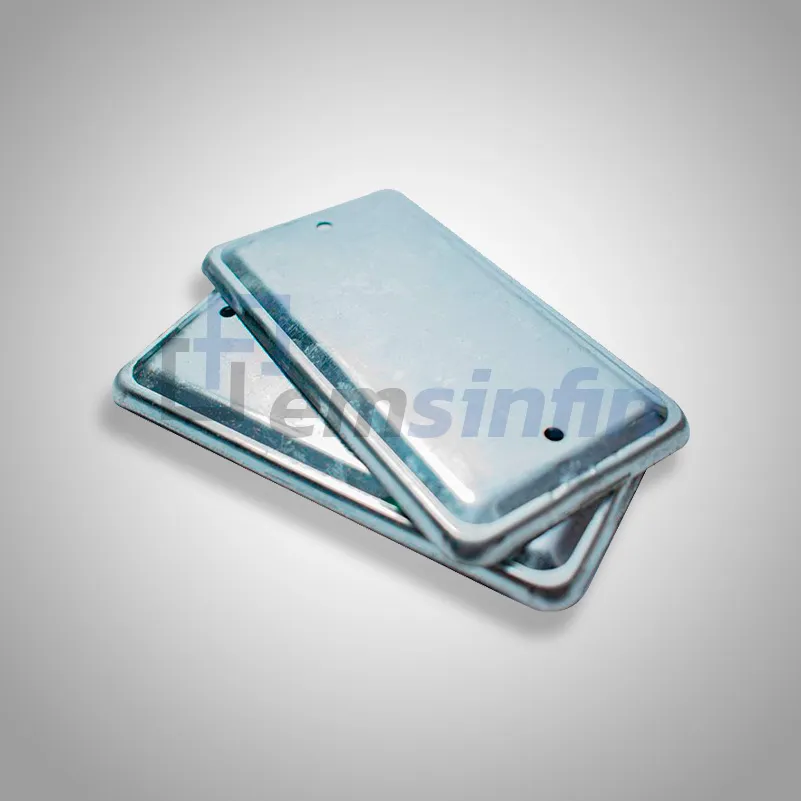 Tapa Rectangular Metálica (0.8mm a 1.5mm)