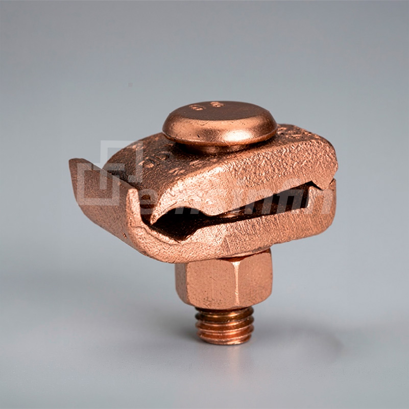 Conector de bronce forjado